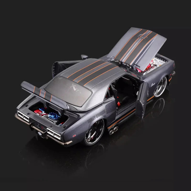 Maisto 1:24 Harley Davidson 1968