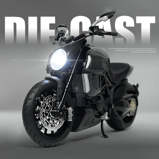 1:12 Ducati Diavel Carbon Red Die Cast
